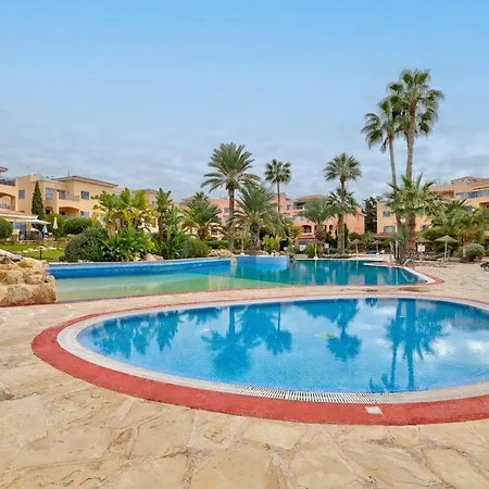 Limnaria Gardens Cozy By Vichy Holidays Apartamento