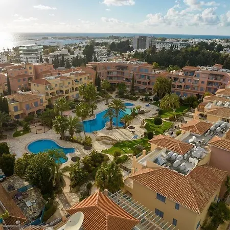 Apartment Limnaria Gardens Cozy By Vichy Holidays Paphos
